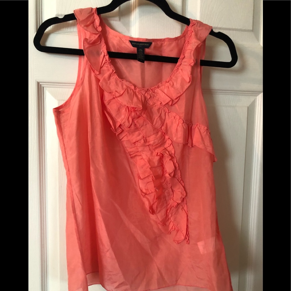 Banana Republic top. Silk blend pink/peach top  size small